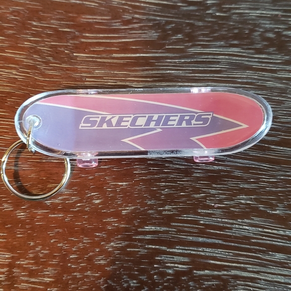 Vintage! Skechers Mini Finger Pink/lavender Skateboard Keychain Ring - Picture 7 of 7